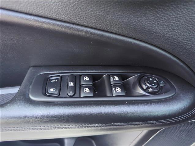 Used 2021 Jeep Compass Latitude FWD image 29