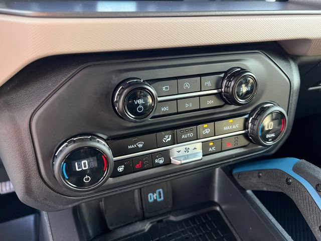 Certified 2024 Ford Bronco Wildtrak AWD/4WD image 20