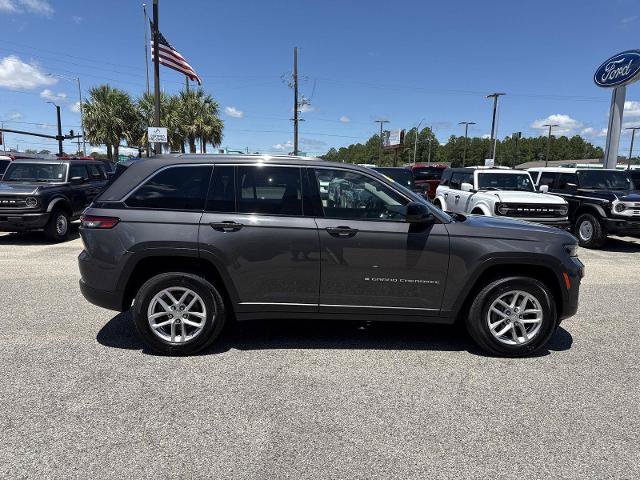 Used 2024 Jeep Grand Cherokee Laredo X RWD image 15