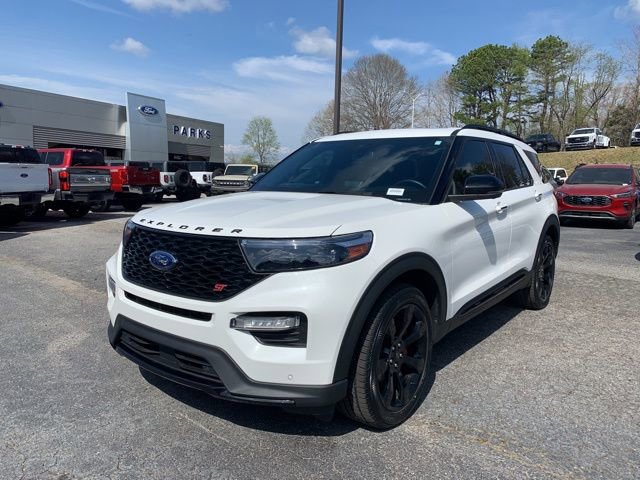 Certified 2023 Ford Explorer ST w/ Equipment Group 401A image 4