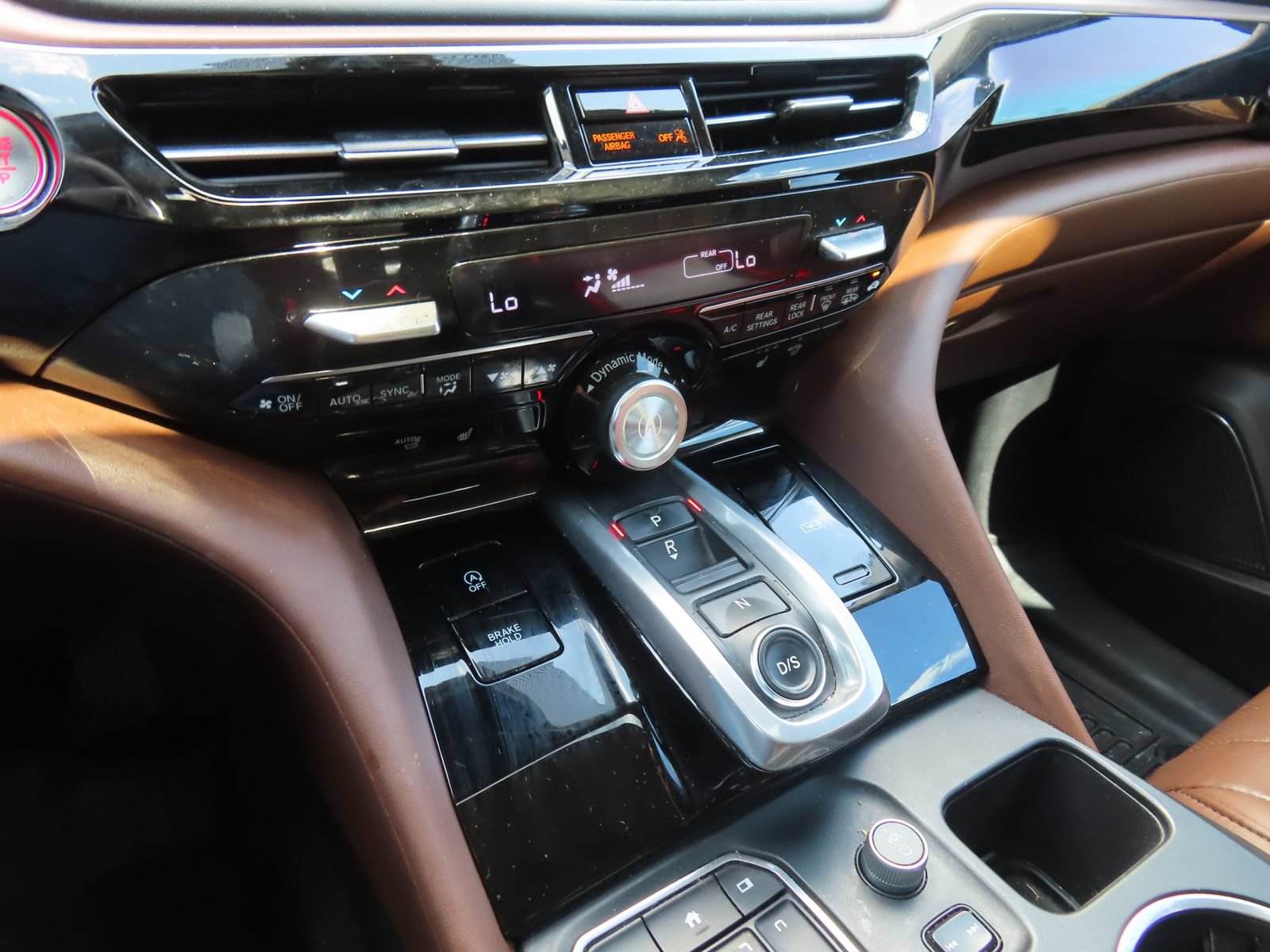 Used 2022 Acura MDX SH-AWD w/ Technology Package image 25