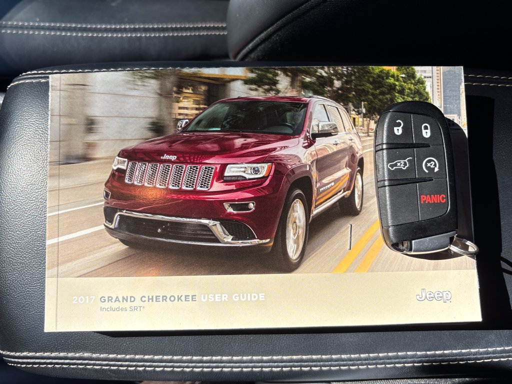 Used 2017 Jeep Grand Cherokee Limited w/ Trailer Tow Group IV AWD/4WD image 19