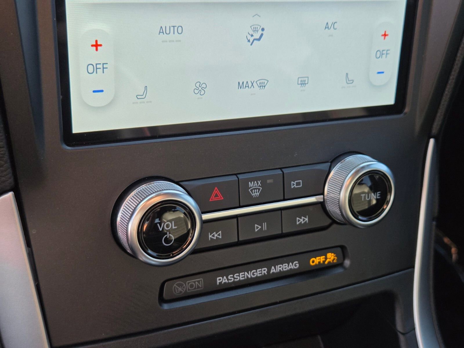 Certified 2024 Ford Edge ST-Line image 22