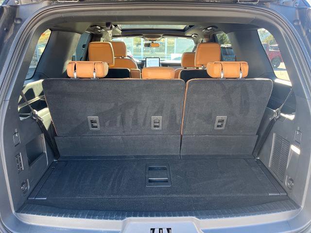 Certified 2023 Ford Expedition Platinum image 19