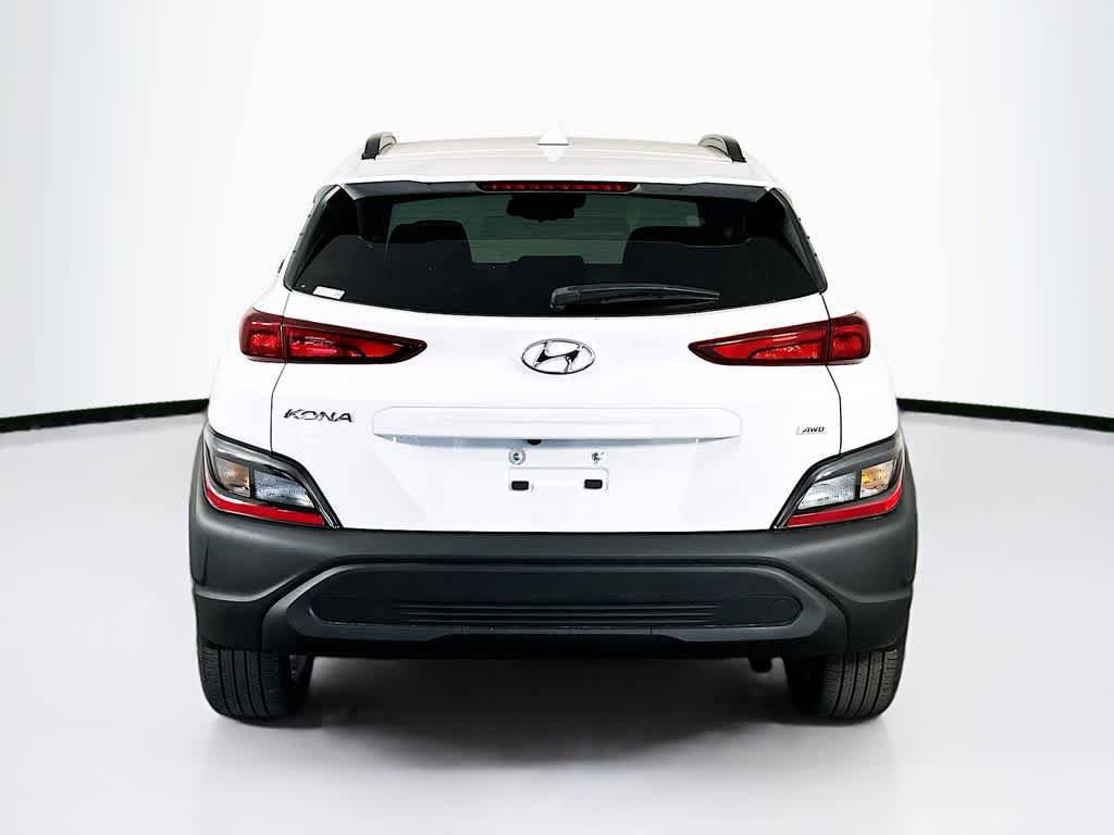 Used 2022 Hyundai Kona SEL w/ Cargo Package AWD/4WD image 4