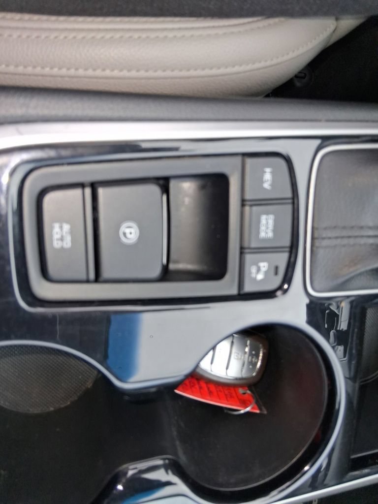 Used 2019 Hyundai Sonata Limited FWD image 23