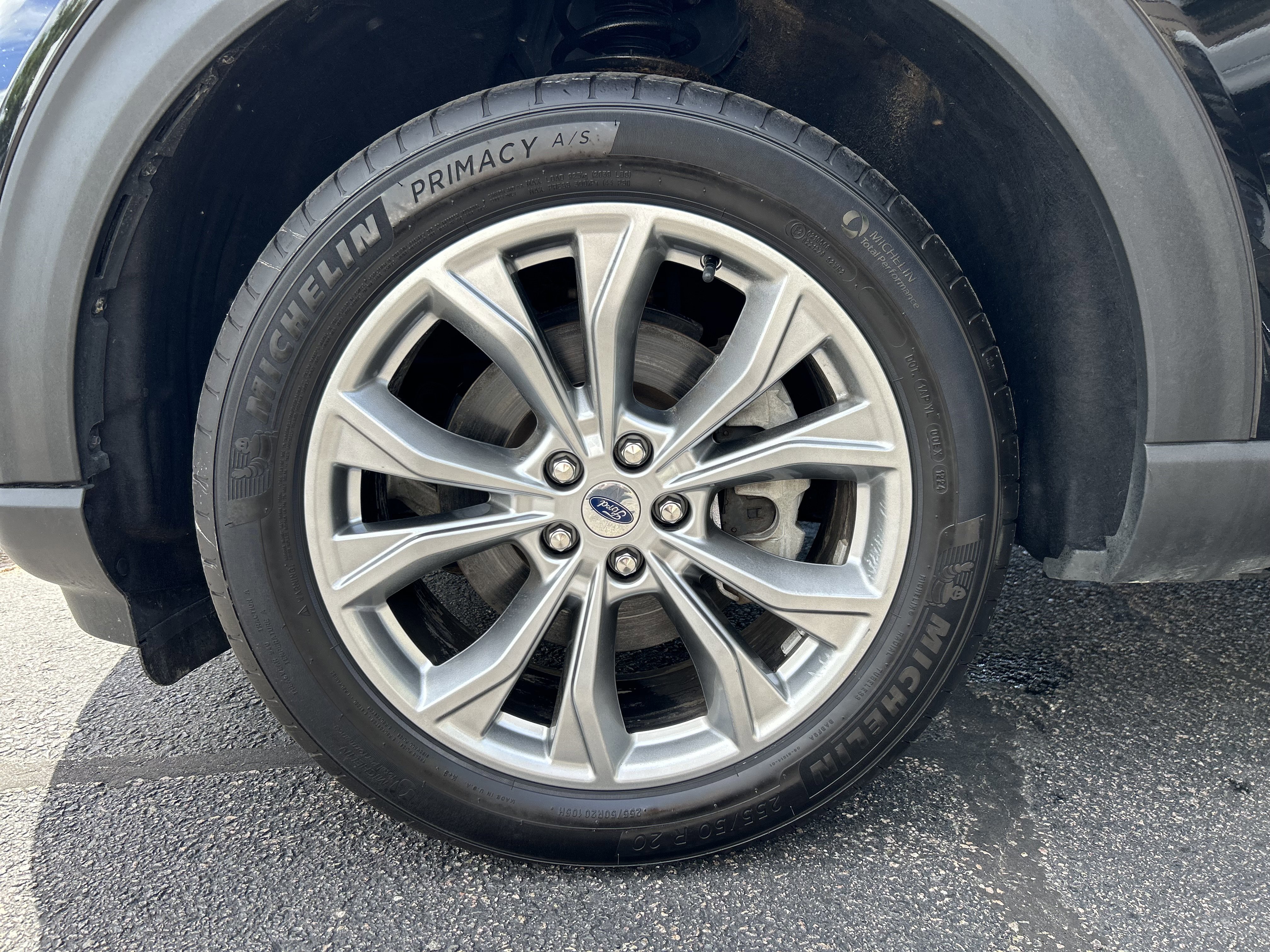 Certified 2022 Ford Explorer XLT w/ Equipment Group 202A image 32