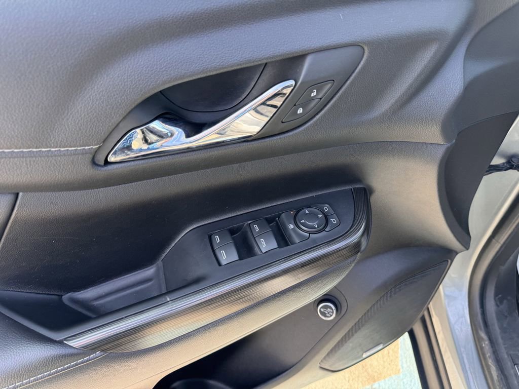 Used 2023 GMC Acadia SLT image 8