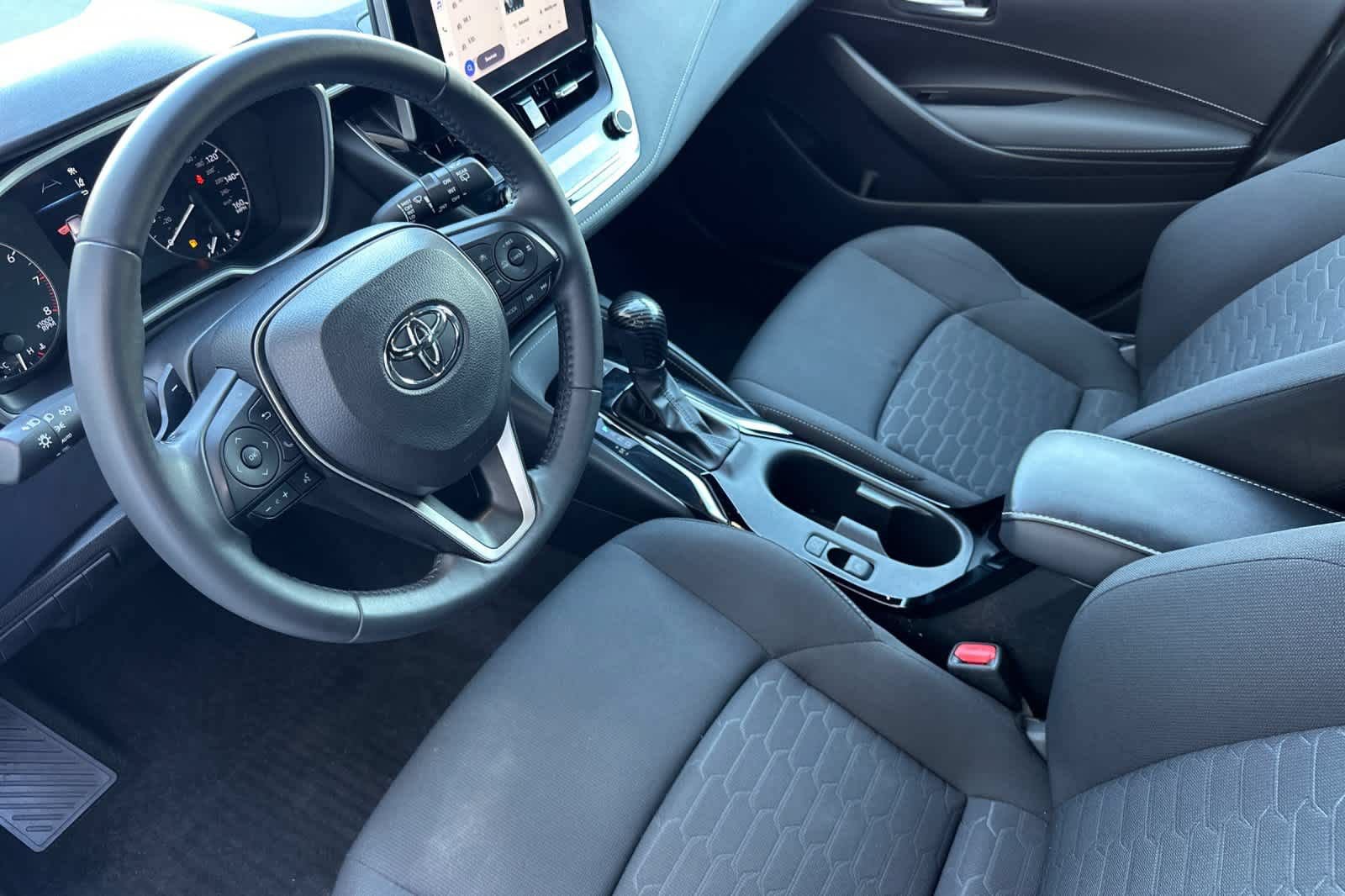 Used 2023 Toyota Corolla SE FWD image 11