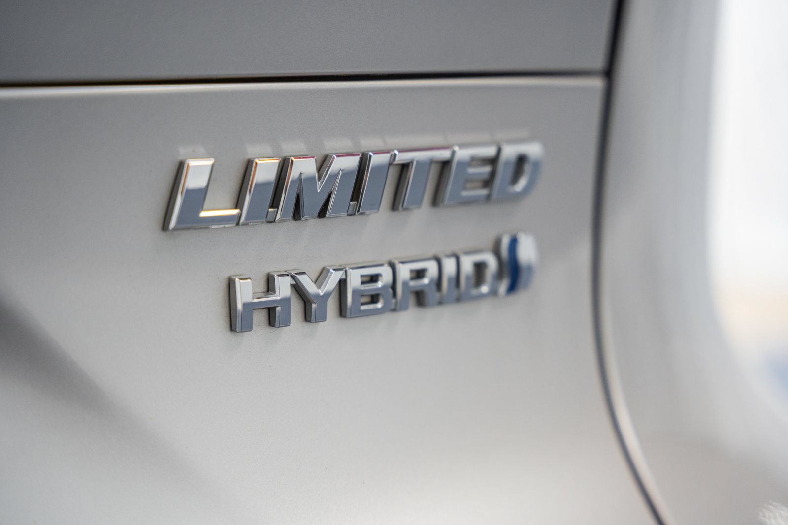 Used 2021 Toyota Venza Limited w/ Advanced Technology Package AWD/4WD image 8