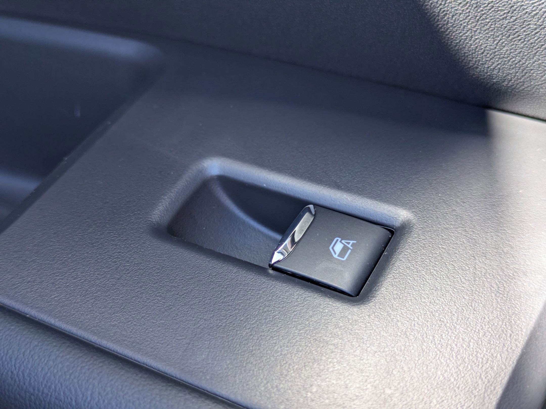 Certified 2025 Ford Expedition Platinum w/ Stealth Performance Package image 38