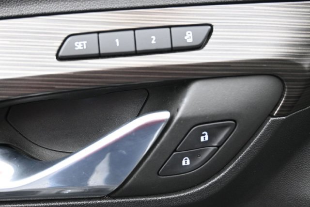 Used 2023 GMC Terrain SLT FWD image 15