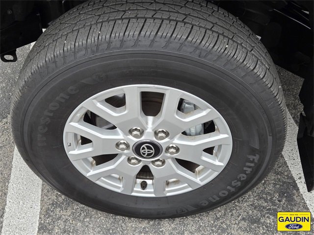 Used 2025 Toyota Tacoma SR5 image 10