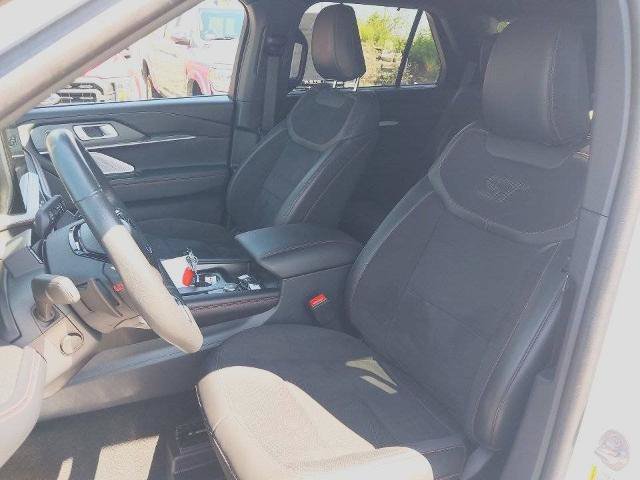 Certified 2025 Ford Explorer ST AWD/4WD image 22