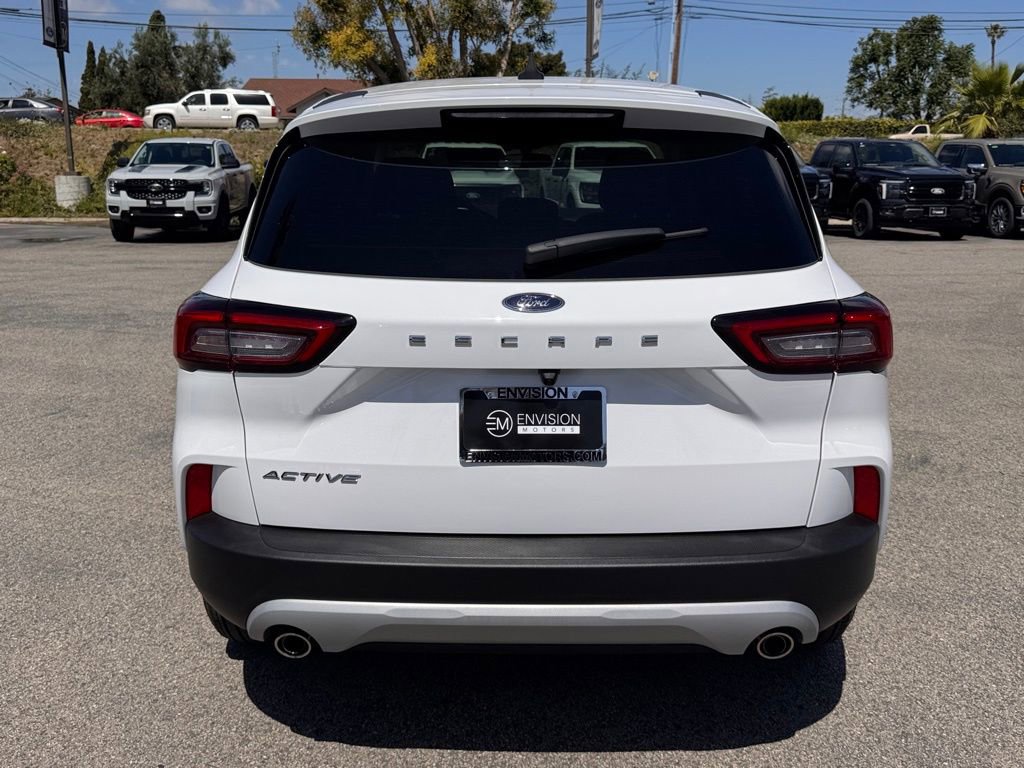 Certified 2024 Ford Escape Active FWD image 11