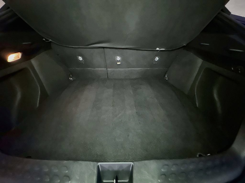 Used 2018 Toyota C-HR XLE FWD image 36