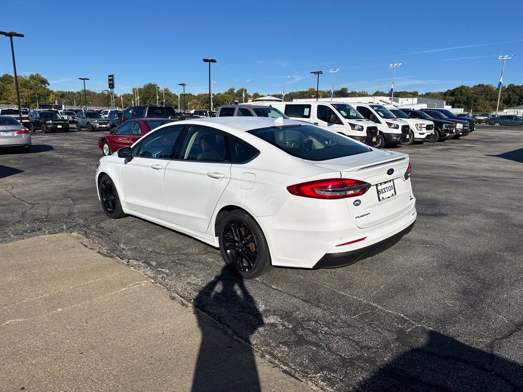 Certified 2019 Ford Fusion SE FWD image 5