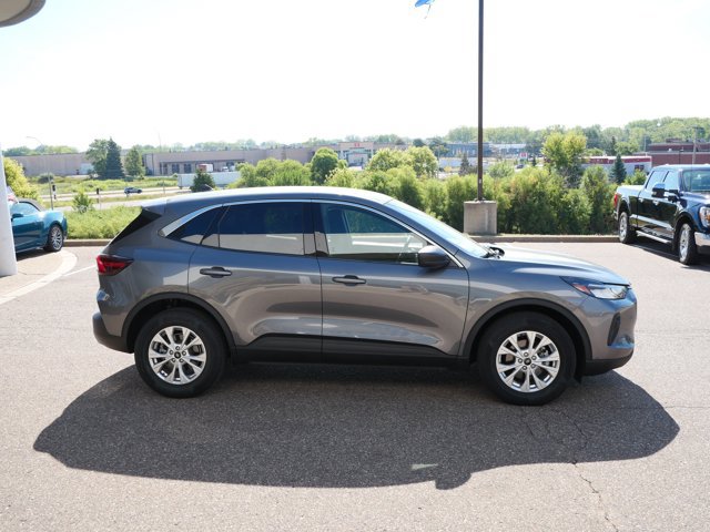 Certified 2023 Ford Escape Active AWD/4WD image 4