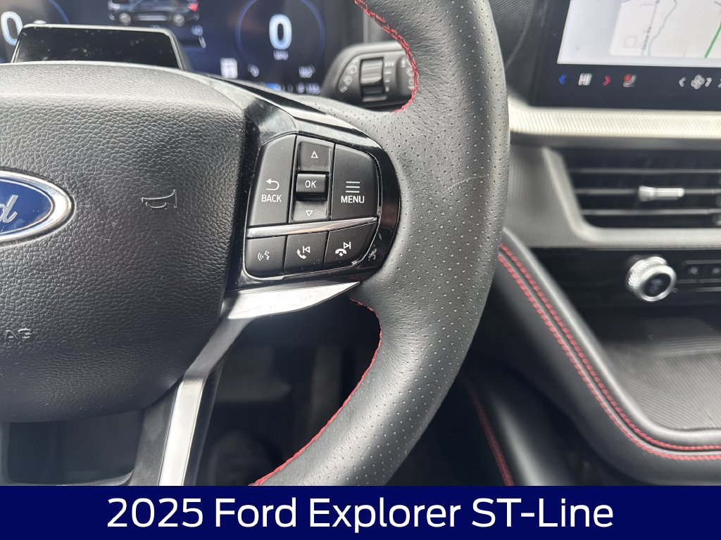 Certified 2025 Ford Explorer ST-Line AWD/4WD image 24