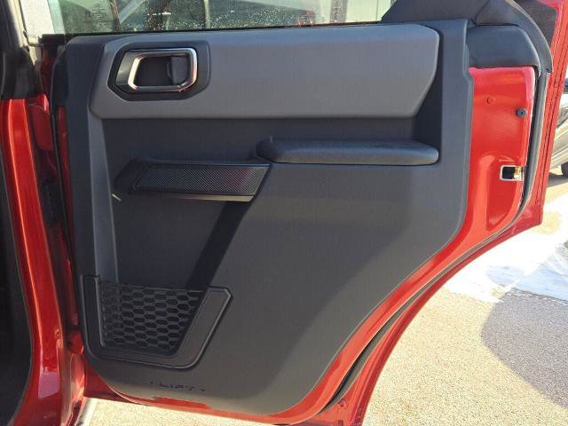 Certified 2024 Ford Bronco Black Diamond AWD/4WD image 10