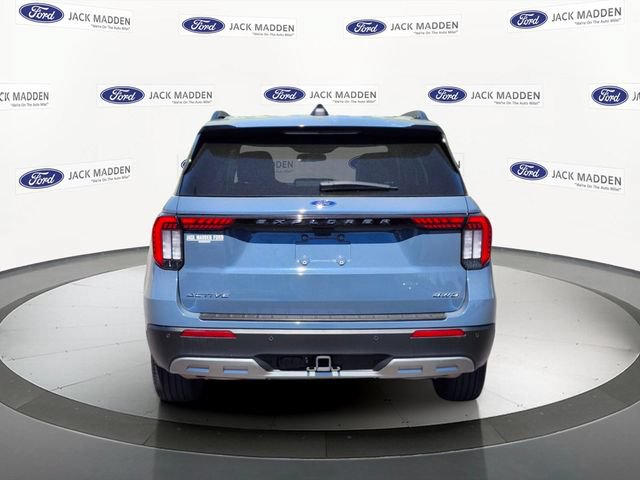 Certified 2025 Ford Explorer Active w/ Active Comfort Package AWD/4WD image 4
