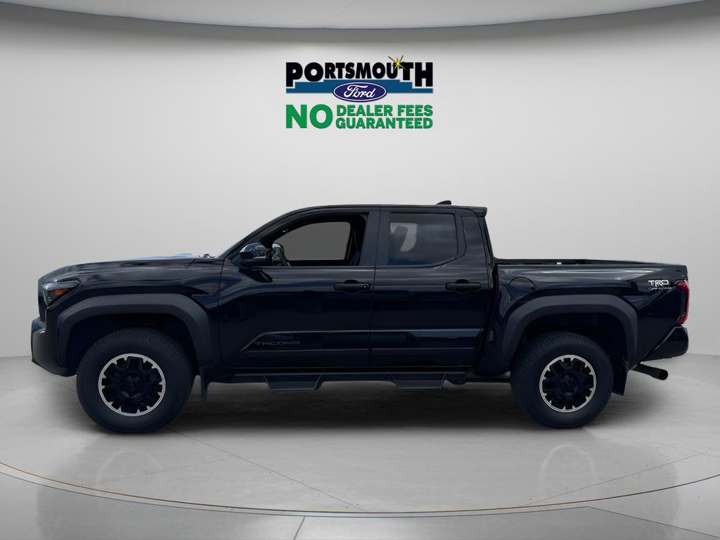 Used 2024 Toyota Tacoma TRD Off-Road AWD/4WD image 2