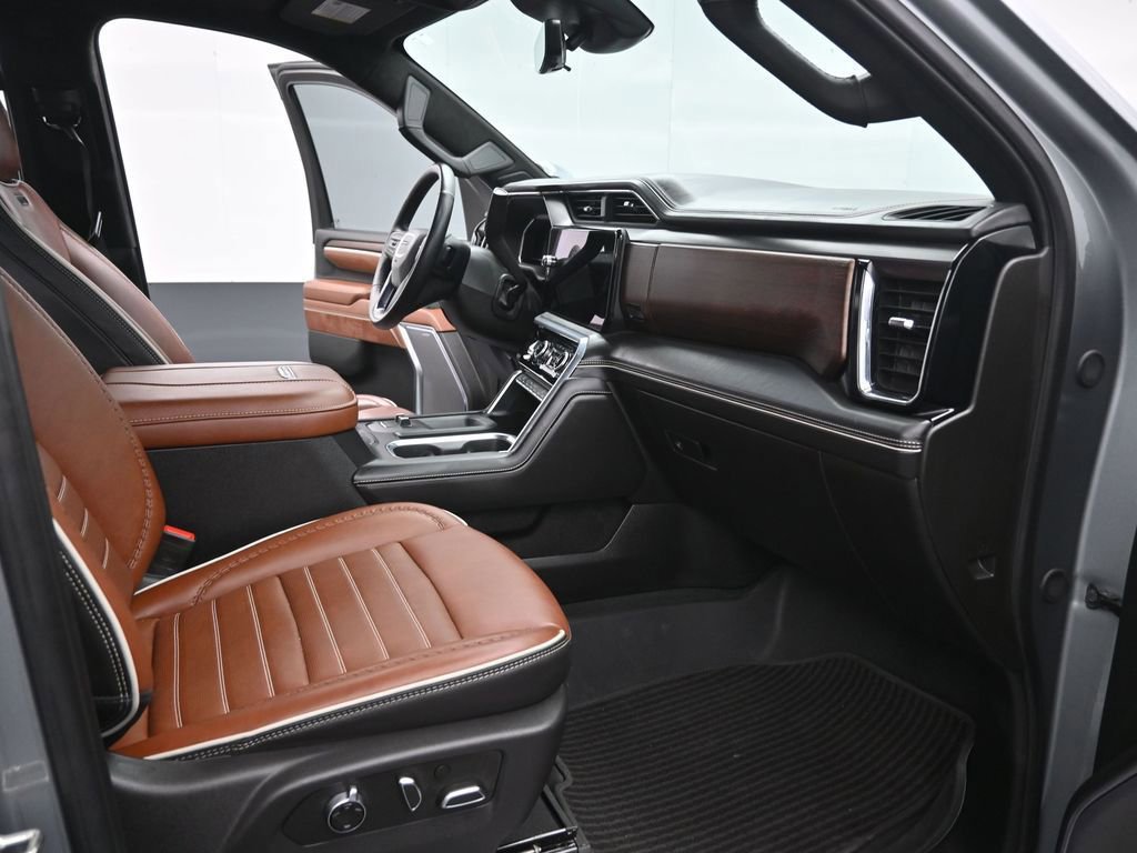 Used 2025 GMC Sierra 2500 Denali Ultimate image 27