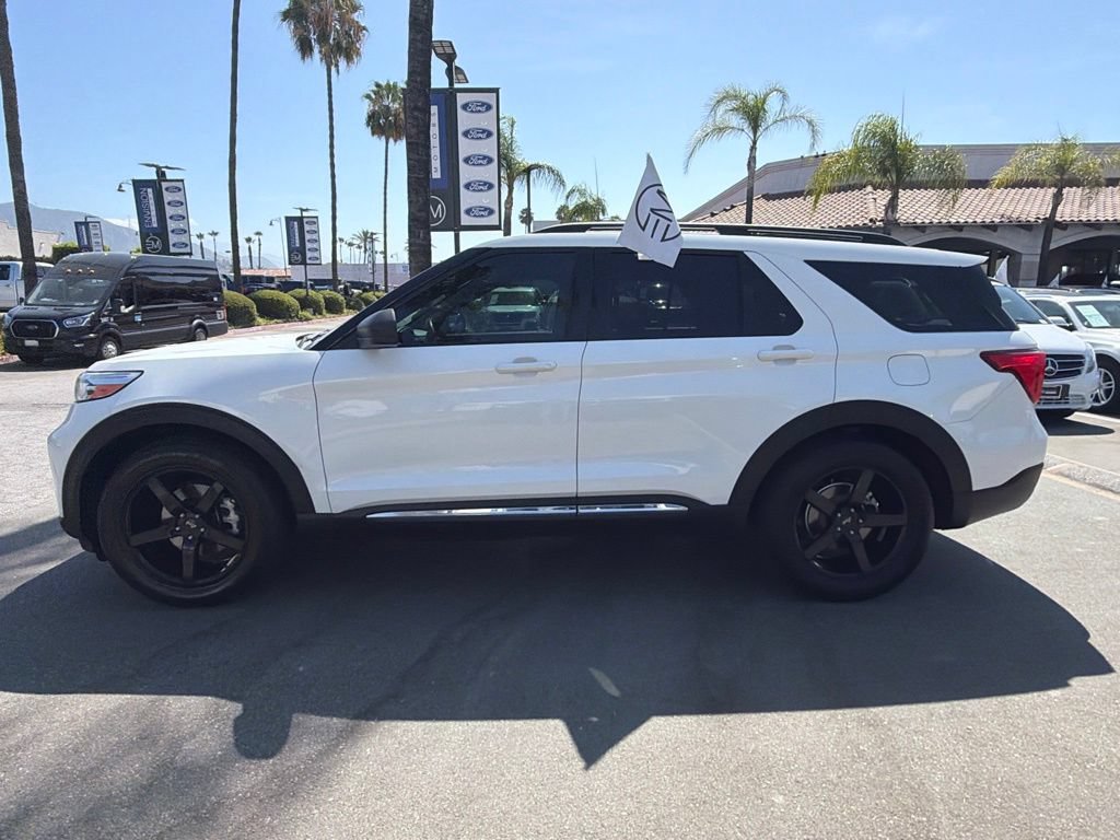 Certified 2021 Ford Explorer XLT RWD image 7