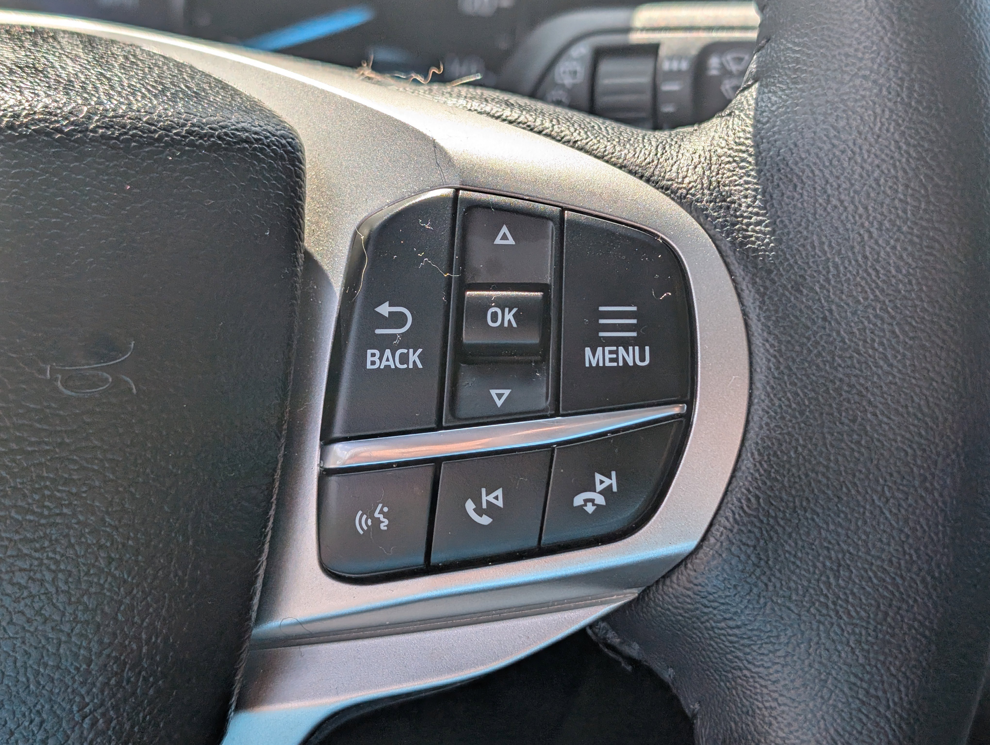 Certified 2023 Ford Explorer XLT w/ Equipment Group 202A image 21