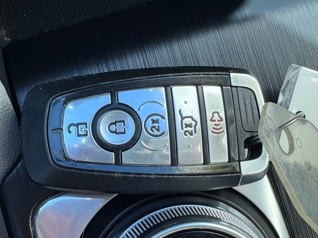 Certified 2023 Ford Escape Active AWD/4WD image 32