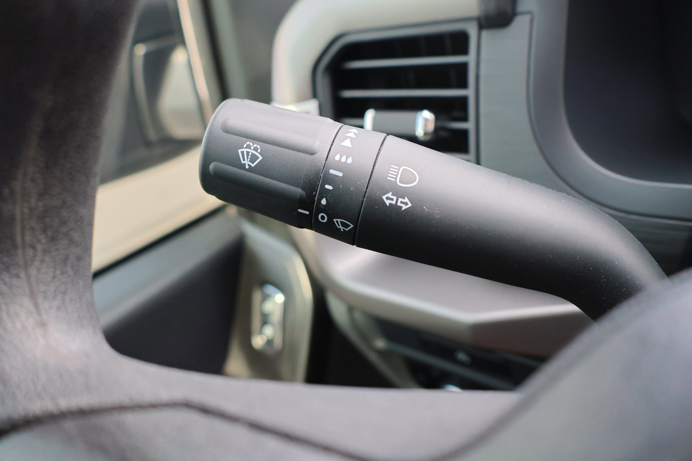 Certified 2025 Ford F150 XL image 17