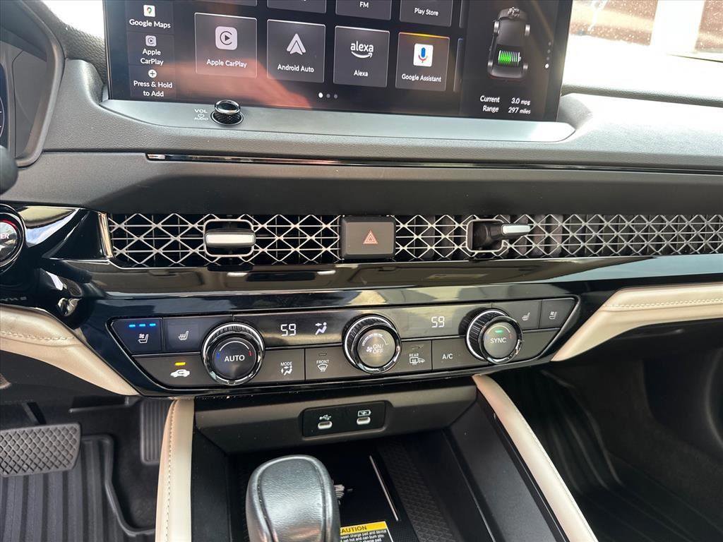 Used 2023 Honda Accord Touring image 13