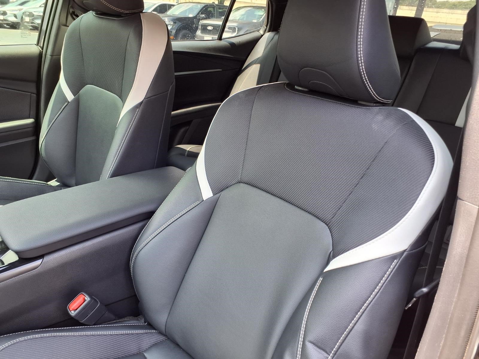 Used 2025 Toyota Camry SE FWD image 15