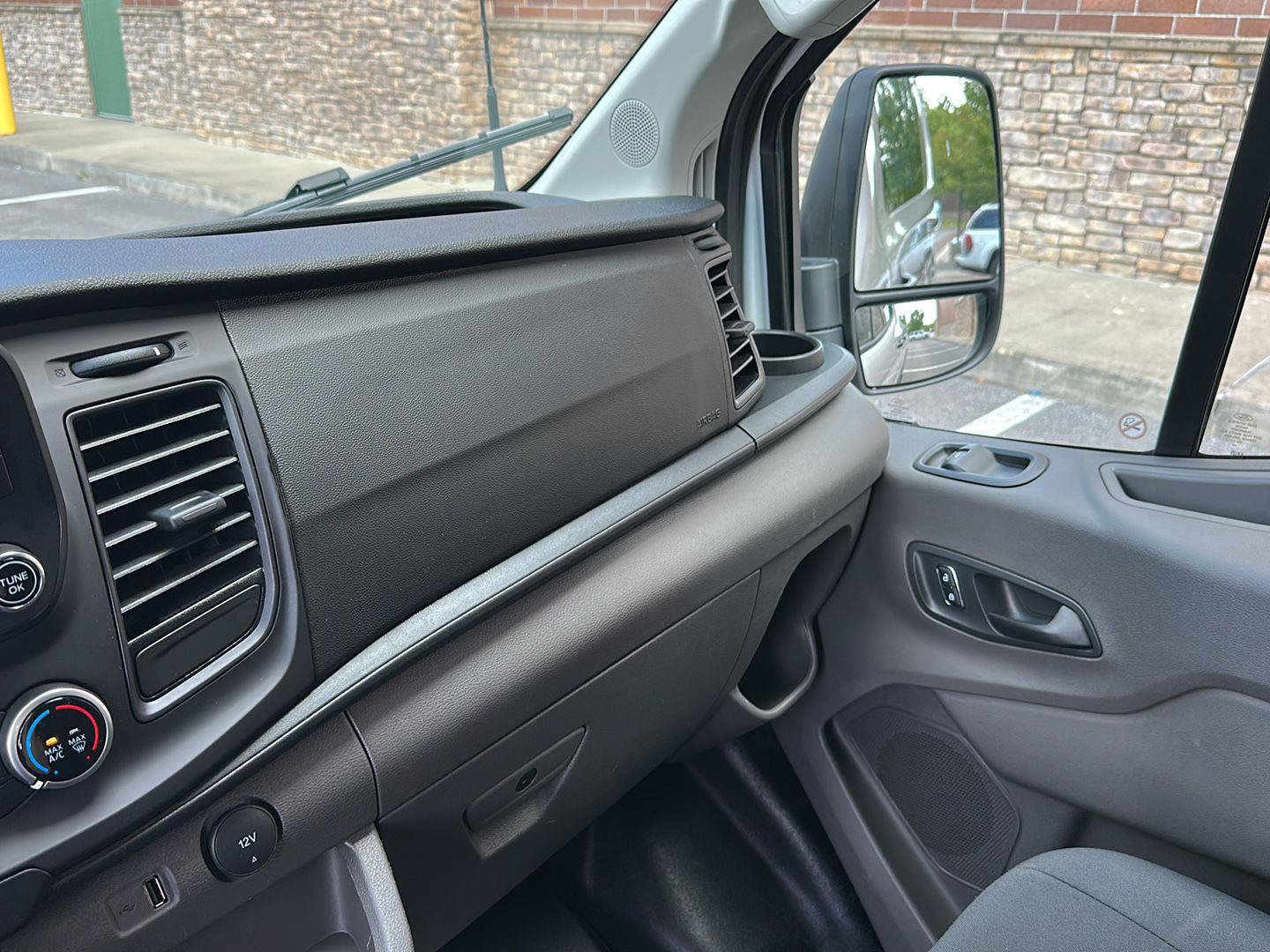 Certified 2025 Ford Transit 250 Low Roof w/ Exterior Upgrade Package RWD image 22