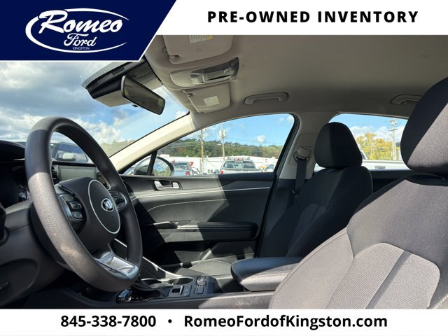 Used 2021 Kia K5 LXS FWD image 11