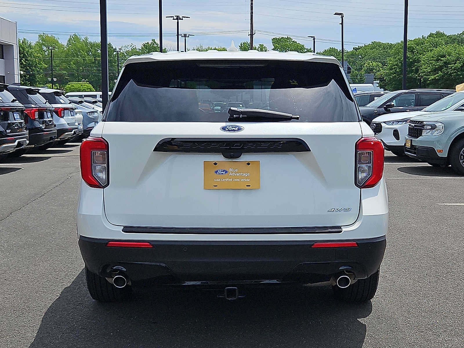 Certified 2022 Ford Explorer ST-Line AWD/4WD image 6