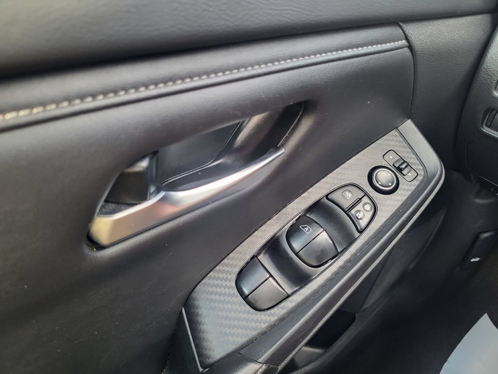 Used 2024 Nissan Sentra SV FWD image 24