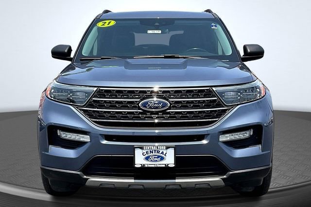 Certified 2021 Ford Explorer XLT w/ Equipment Group 202A image 6
