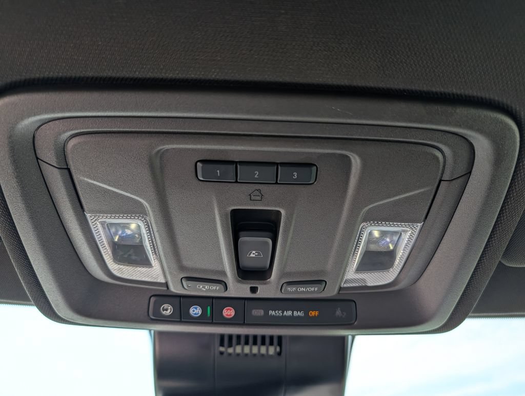 Used 2025 GMC Sierra 2500 Denali AWD/4WD image 17