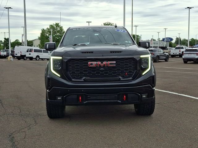 Used 2022 GMC Sierra 1500 AT4 w/ AT4 Premium Package AWD/4WD image 2