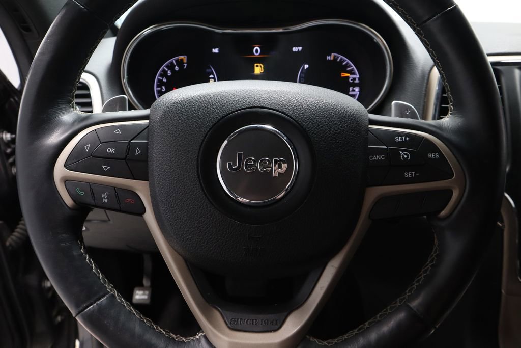 Used 2017 Jeep Grand Cherokee Limited image 31