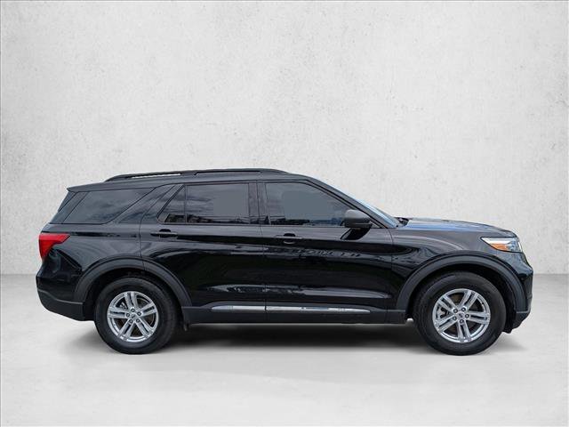 Certified 2023 Ford Explorer XLT RWD image 4