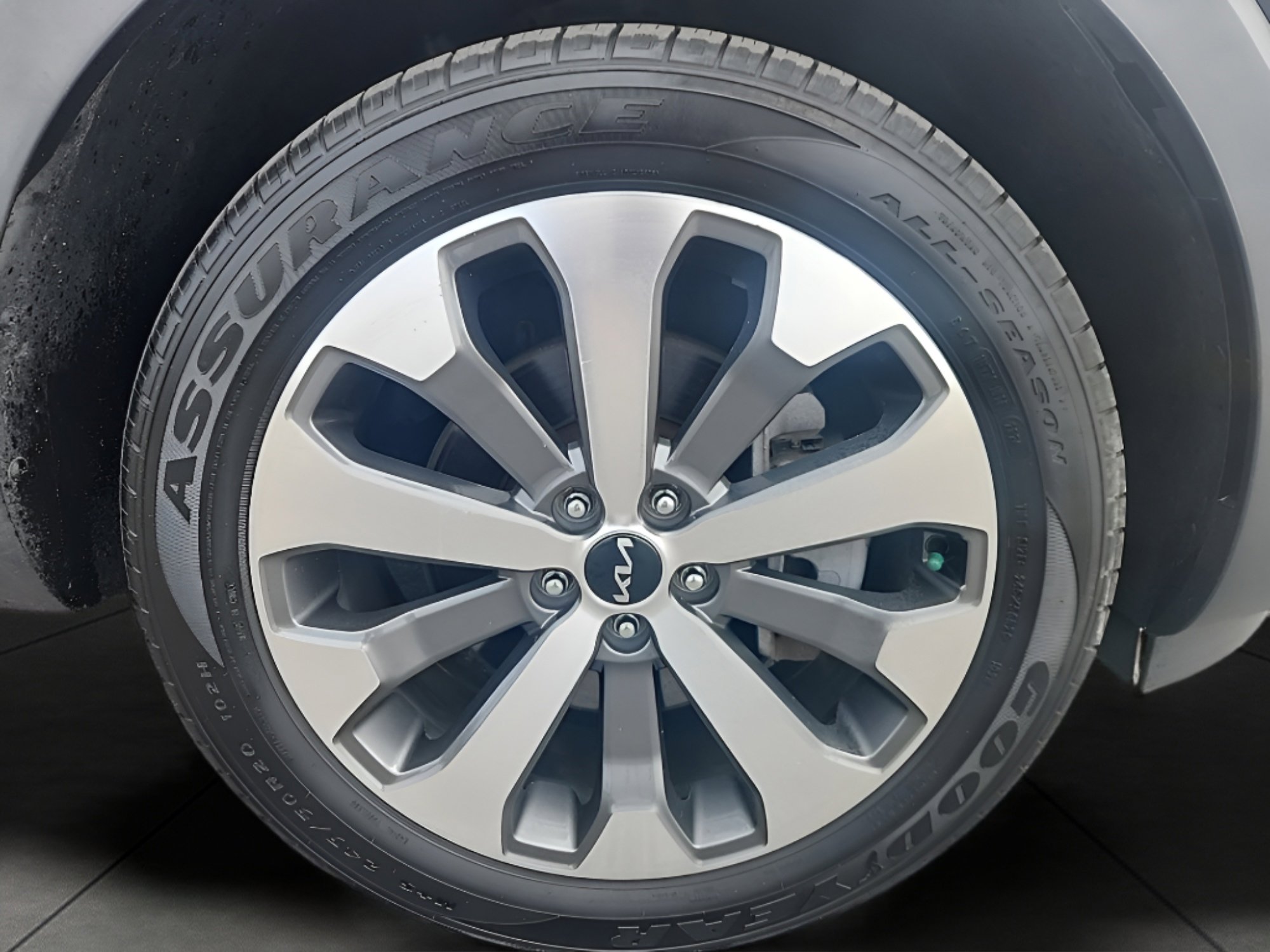 Used 2022 Kia Telluride EX w/ EX Premium Package image 7