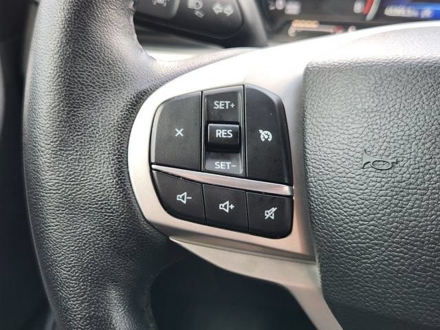 Certified 2023 Ford Explorer XLT w/ Equipment Group 202A RWD image 28