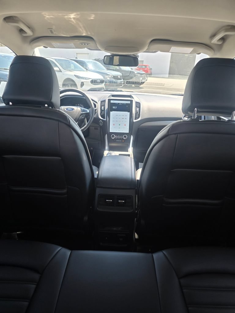 Certified 2024 Ford Edge SEL w/ Convenience Package AWD/4WD image 14