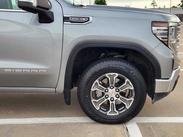 Used 2025 GMC Sierra 1500 SLT AWD/4WD image 8