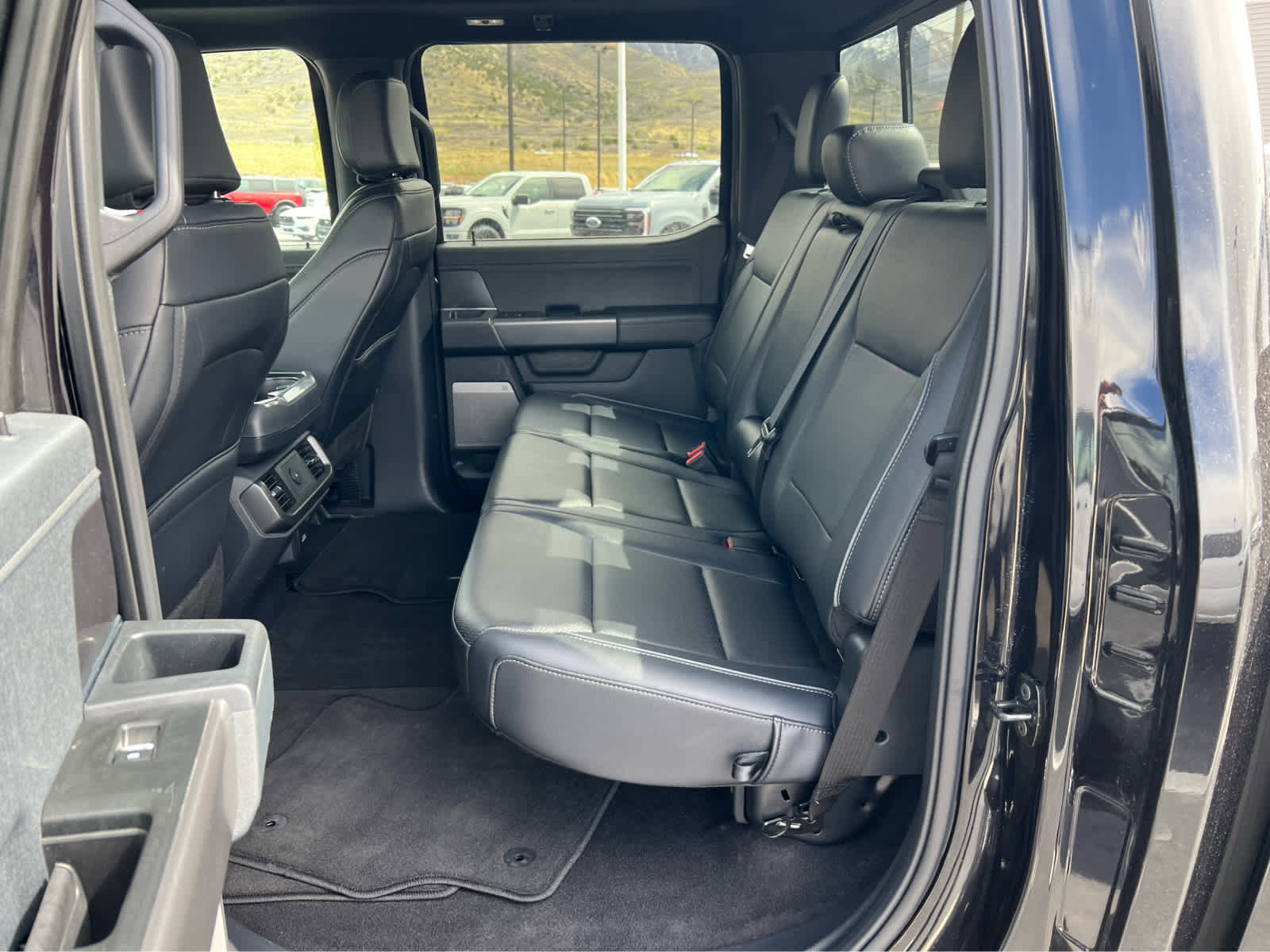 Certified 2025 Ford F150 Lariat AWD/4WD image 24