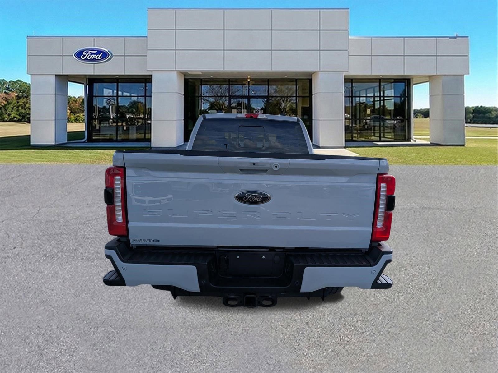 Certified 2026 Ford F250 Lariat w/ Black Appearance Package image 4