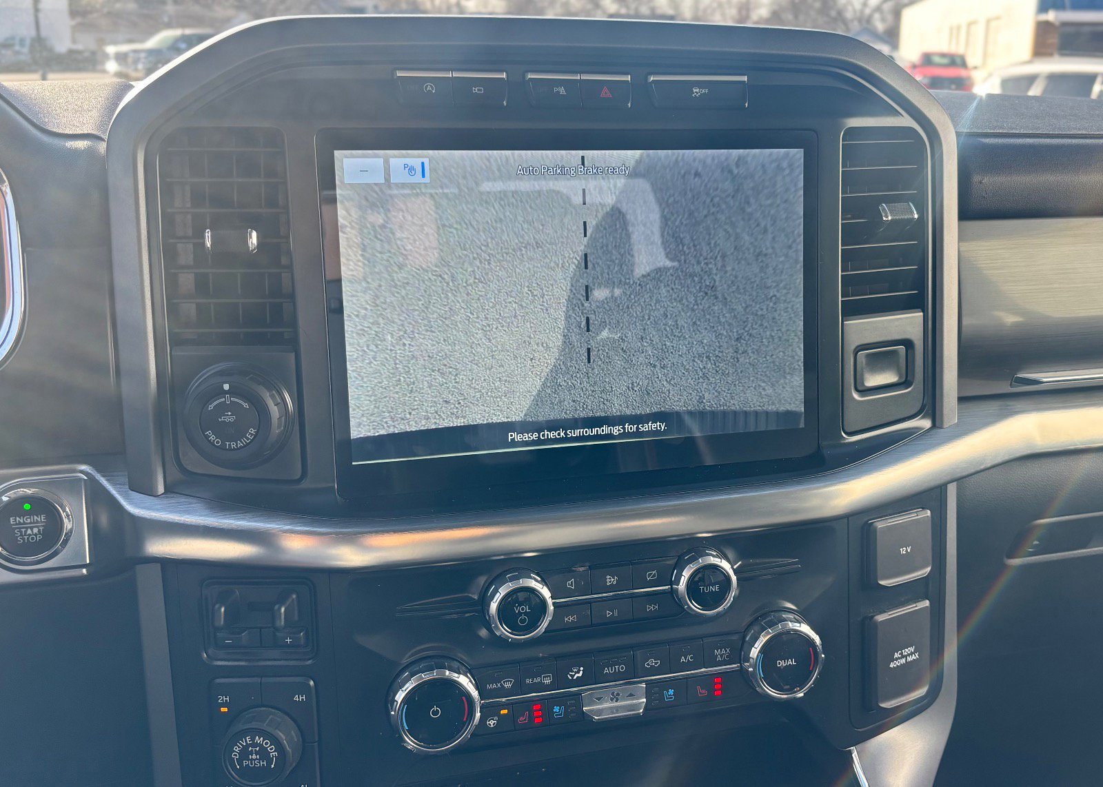 Certified 2022 Ford F150 Lariat w/ Equipment Group 502A High image 48