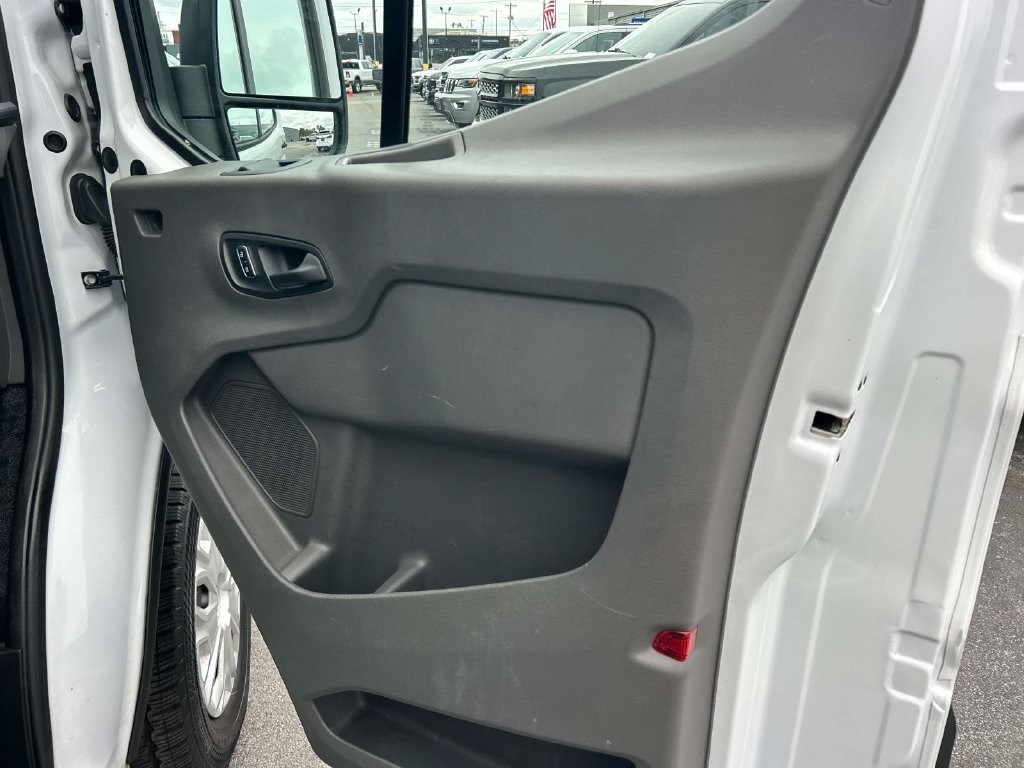 Certified 2025 Ford Transit 250 Low Roof w/ Exterior Upgrade Package RWD image 21